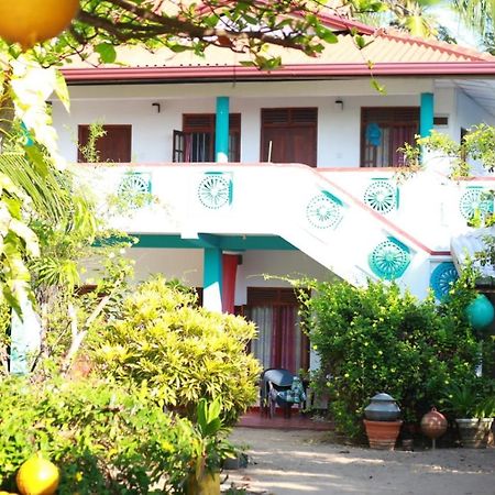Mallika Guest House Tangalle Exterior photo