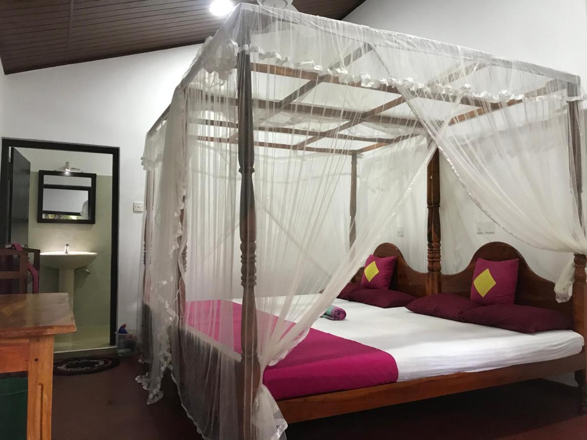 Mallika Guest House Tangalle Exterior photo